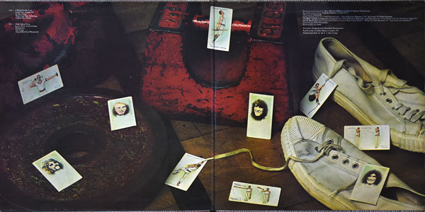 PEG14-inner-gatefold