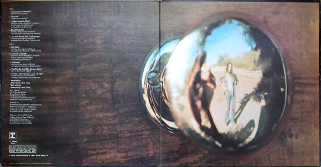 K54005-Neil-Young-Harvest-gatefold